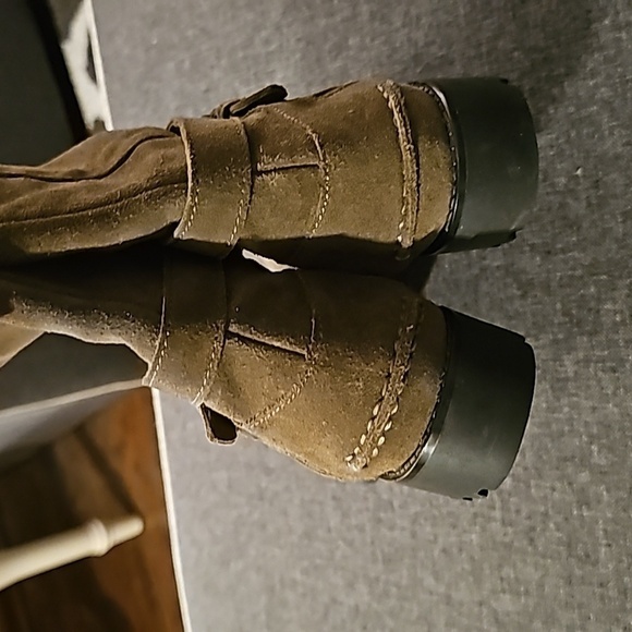 Coach Vallie sz 6 olive green boots suede - Picture 3 of 8